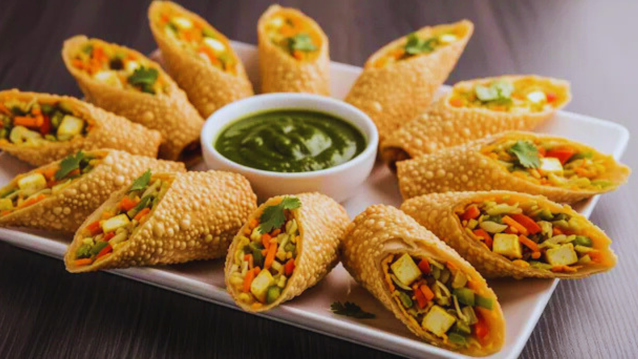 Papad or Spring Rolls? Try This Spicy and Crunchy Fusion Snack with Your Evening Chai