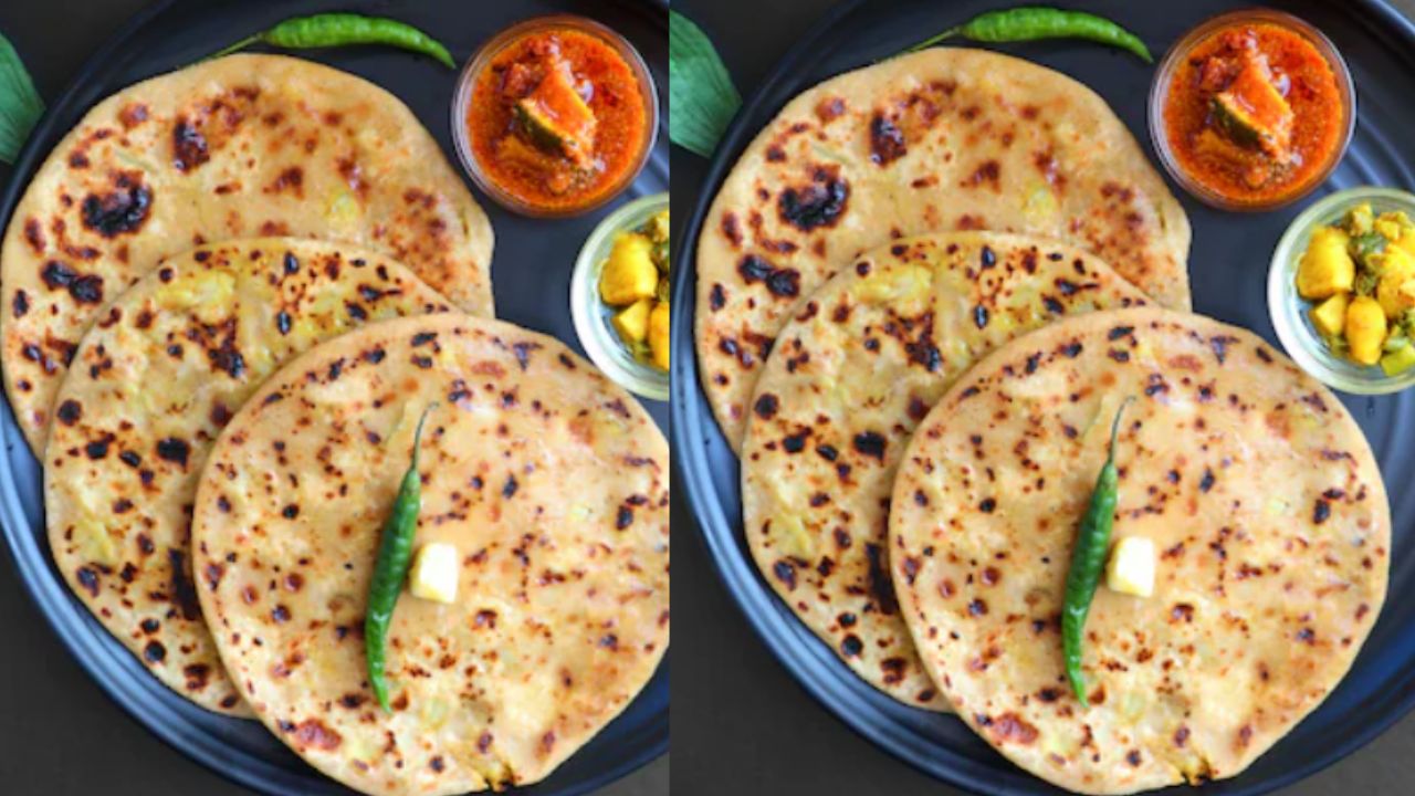 This Fiery Paneer Thecha Paratha Will Leave You Craving More