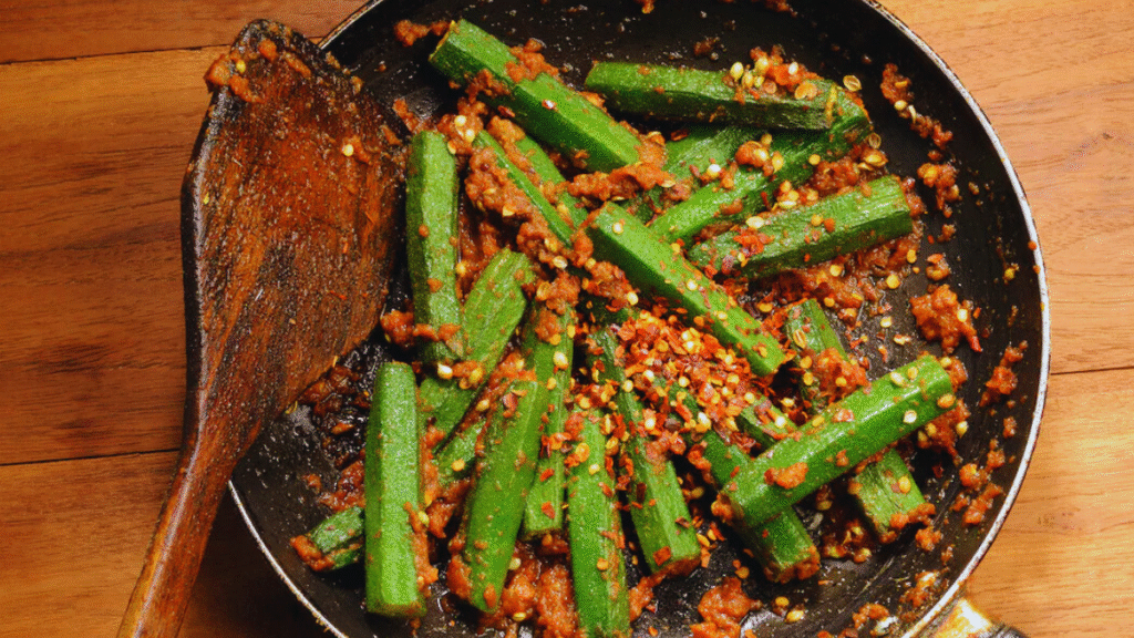 6 Smart Kitchen Hacks To Keep Bhindi Non-Sticky And Delicious