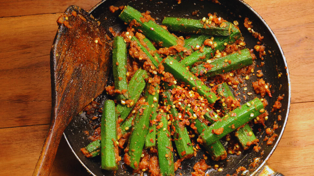 6 Smart Kitchen Hacks To Keep Bhindi Non-Sticky And Delicious